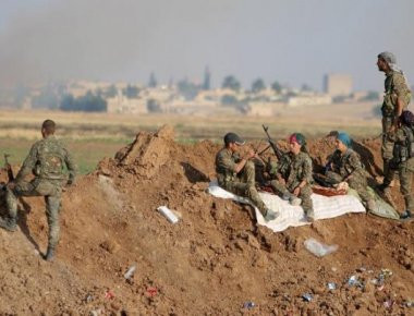 Συρία: 28 νεκροί της κουρδικής πολιτοφυλακής (YPG) από τους χθεσινούς αεροπορικούς βομβαρδισμούς